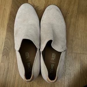 Toms blush pink Shay booties size 9